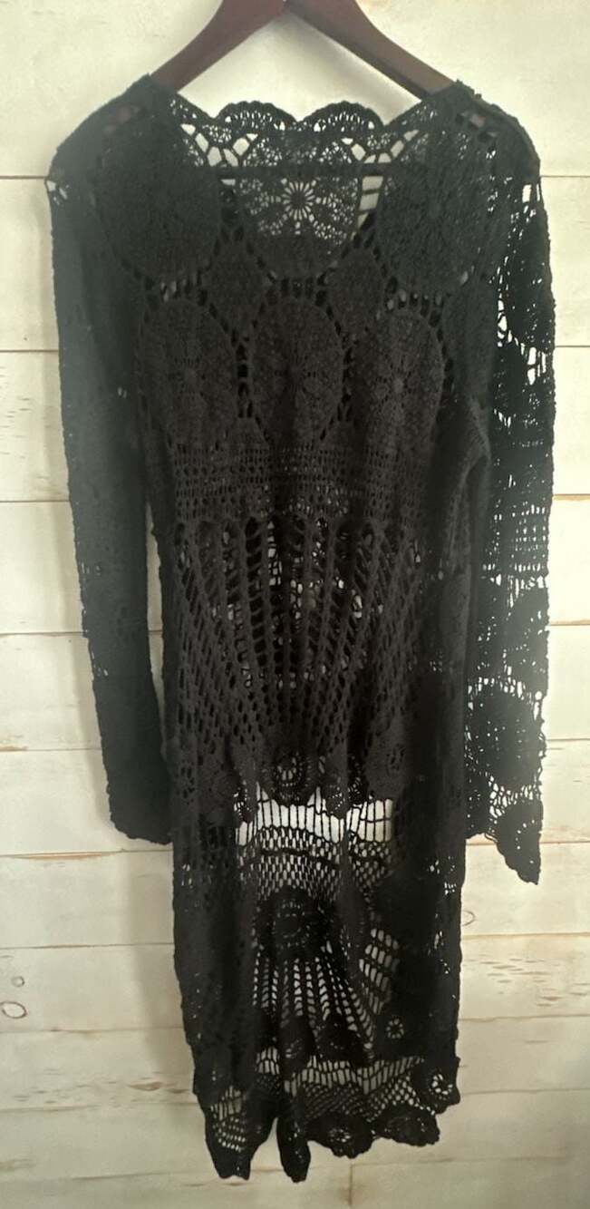 Via Ritina Black Crochet Long Sleeve High-Low Tunic Top - Picture 5 of 5